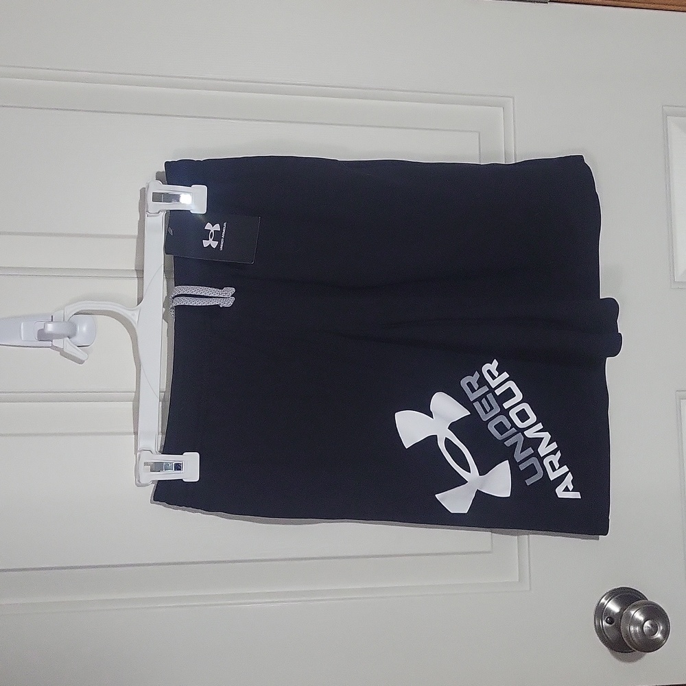 Boys basketball shorts
